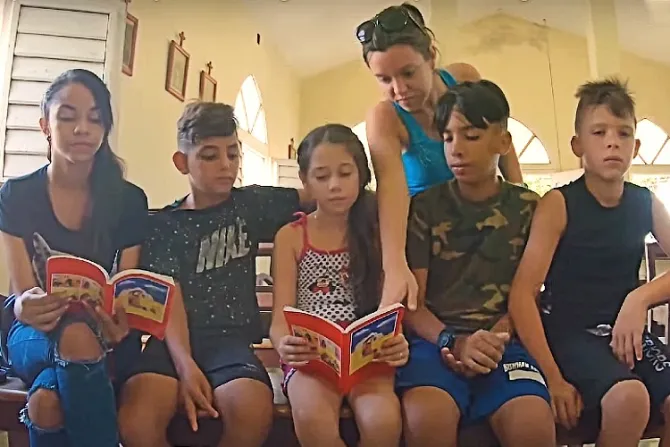 Pese a dificultades, catequista permanece en Cuba para llevar a Cristo a los niños