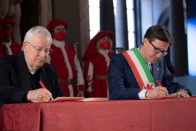 Obispos y alcaldes firman “Carta de Florencia” por la paz en el Mediterráneo 