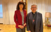 Mons. Luis Argüello, junto a la ministra de Igualdad, Ana Redondo, el 22 de enero de 2025.