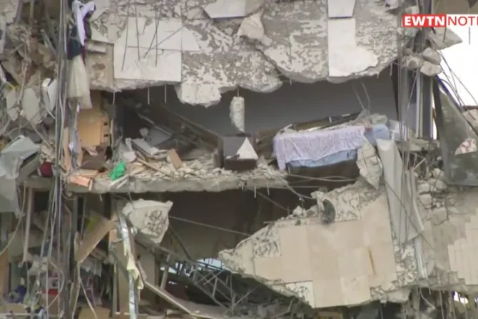 Iglesia está ayudando a encontrar casas para damnificados de edificio derrumbado en Miami