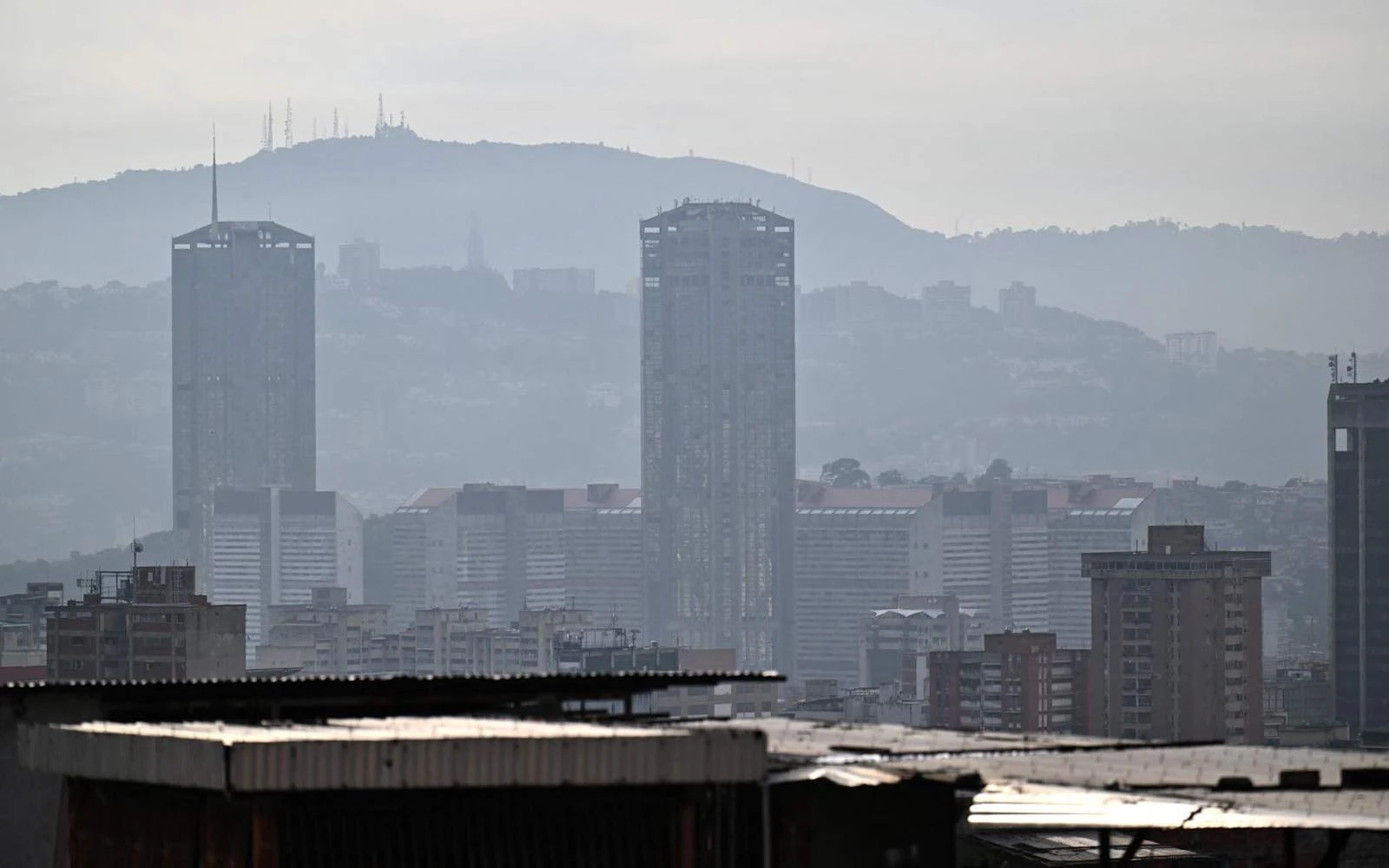 Caracas tras los ataques estadounidenses del sábado 3 de enero de 2026.?w=200&h=150