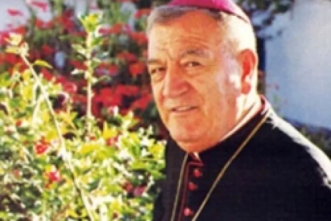 Cardenal Cipriani: Mons. Mendoza llenó de amor a mucha gente pobre