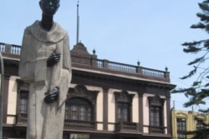 Dominicos analizan legado de San Martín de Porres a 50 años de canonización