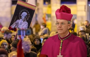 El Rosario por España se une a la "cruzada mundial" de oración convocada por Mons. Atanasius Schneider. null