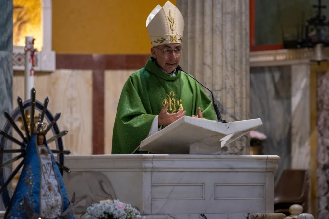 El Cardenal Reina celebrará otra Misa por la salud del Papa en el Gemelli hoy miércoles