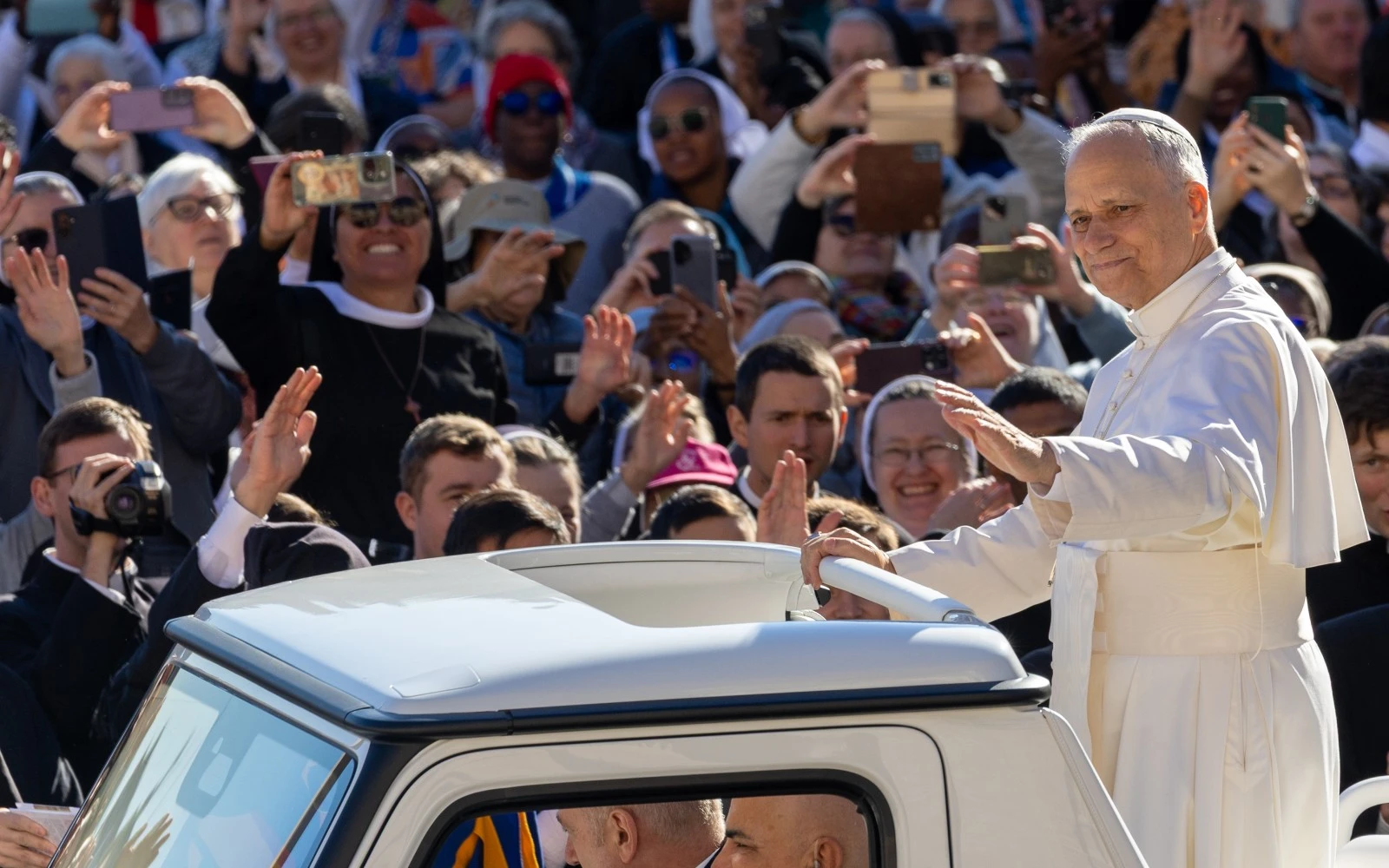 El Papa León XIV durante la audiencia general del 8 de octubre de 2025.?w=200&h=150