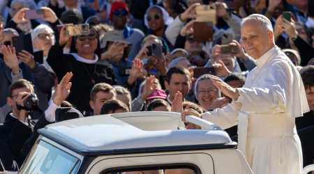 El Papa León XIV durante la audiencia general del 8 de octubre de 2025.