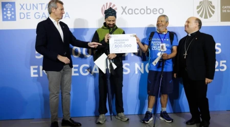 Jaime Forero y su hijo Nicolás recorrieron el Camino de Santiago en memoria de su esposa y madre fallecida .