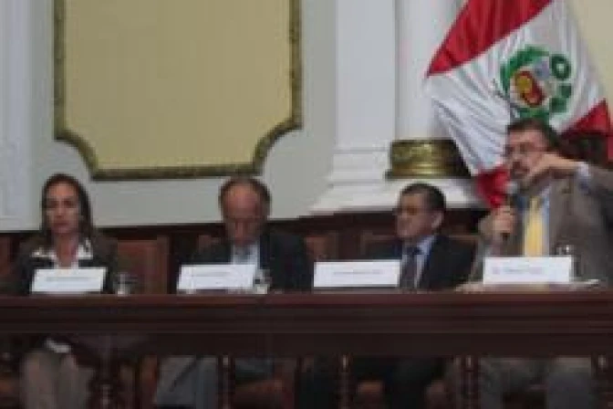 Revaloración de la familia inspira desarrollo humano