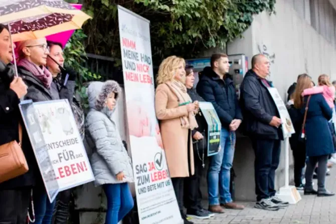 Tribunal declara ilegal restricciones contra vigilias de oración provida en ciudad alemana