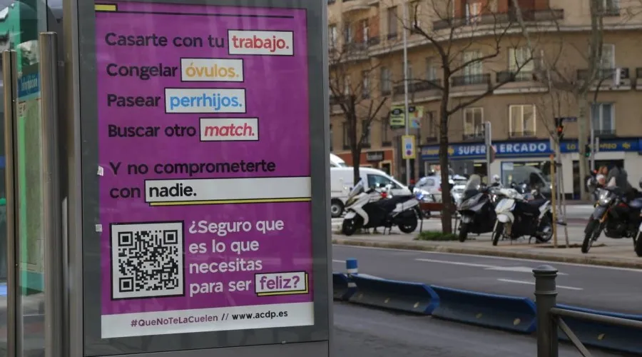 Día de la Mujer: Católicos españoles reivindican la familia y la maternidad