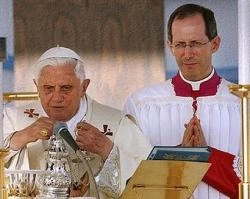 Benedicto XVI / Mons. Guido Marini?w=200&h=150