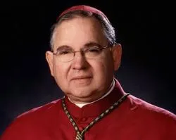 Mons. Gómez llama a evangelizar de la mano de Virgen de Guadalupe