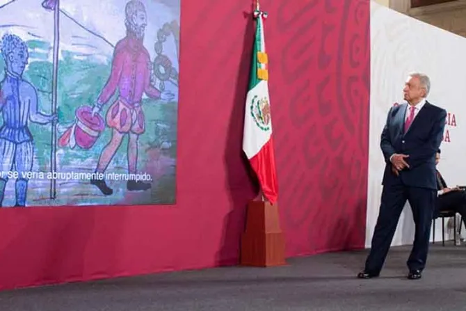 López Obrador insiste en exigir disculpas del Papa y la Iglesia para “pueblos originarios”