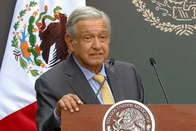 López Obrador podría someter el aborto a consulta popular