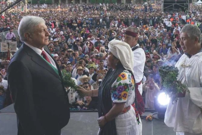 Ritos paganos de López Obrador evidenciarían “doble rasero anticlerical” en México