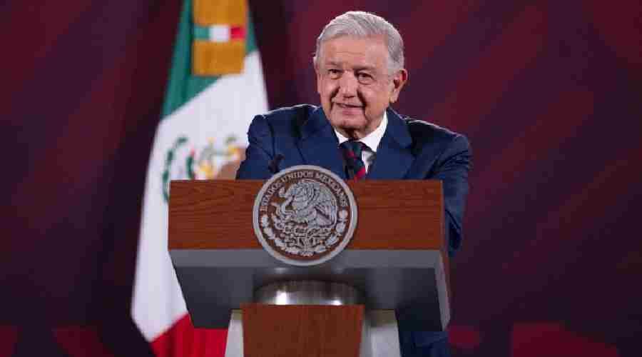 They denounce that the AMLO government seeks to ideologize children with school books