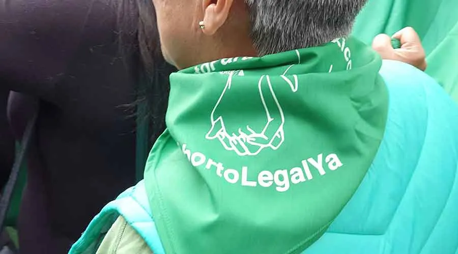 Imagen referencial / Pañuelo verde de promotores del aborto. Crédito: David Ramos / ACI Prensa.?w=200&h=150