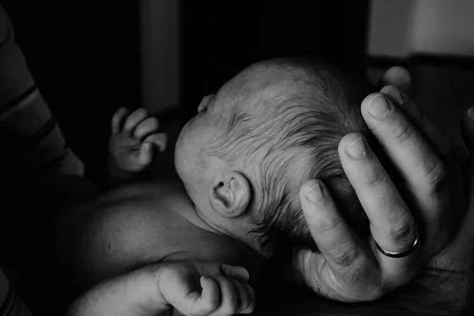 Más de 1.000 bebés fueron abortados con nueva ley del aborto en Irlanda del Norte
