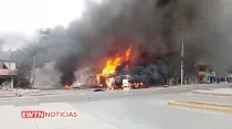 Incendio de camión cisterna de GLP. Créditos: EWTN Noticias