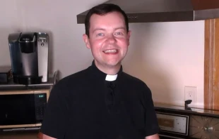 P. Adam Kotas. Cru00e9dito: Youtube 