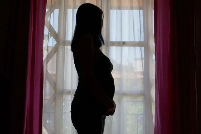 Lamentan aborto practicado a niña de 11 años en Argentina