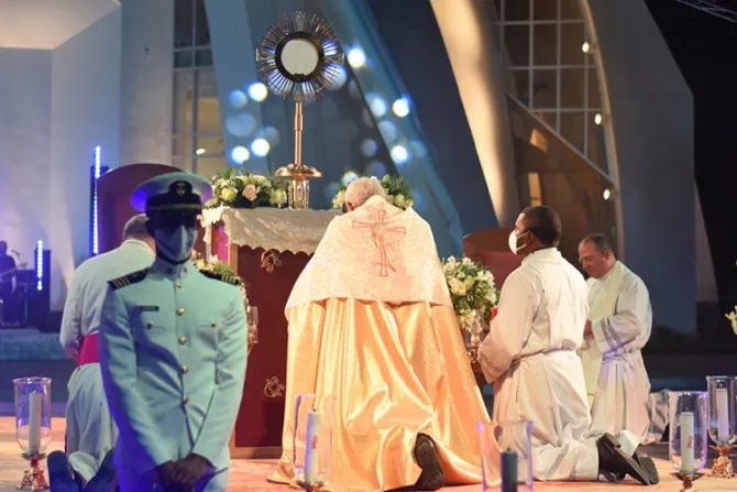 Iglesia en Rep. Dominicana celebra vigilia de oración y adoración en defensa de la vida 