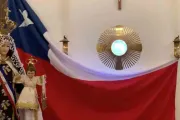 Virgen de Fátima acompañó adoración eucarística para pedir por la paz en Chile