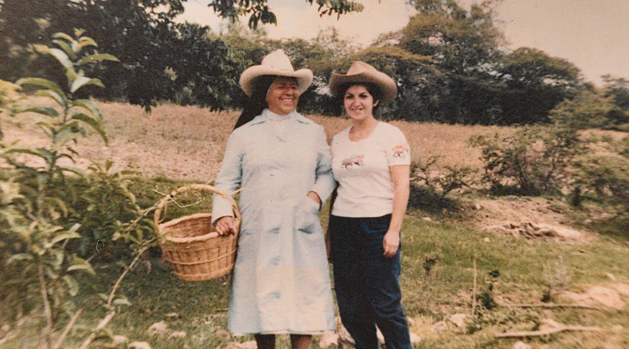 María Agustina Rivas López "Aguchita" y una compañera / Crédito: Congregación de Nuestra Señora de la Caridad del Buen Pastor?w=200&h=150