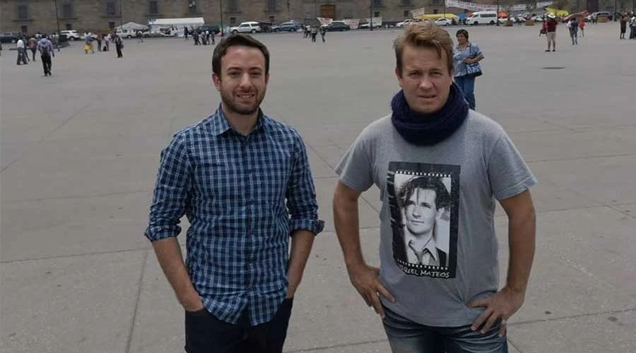 Agustín Laje y Nicolás Márquez en el Zócalo de Ciudad de México este 12 de junio. Crédito Instagram / @agustinlaje.?w=200&h=150