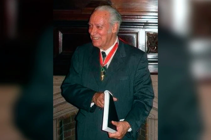 Magister: Alberto Methol Ferré es el filósofo en quien se inspira el Papa para denunciar “el ateísmo libertino”