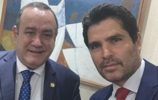 Alejandro Giammattei y Eduardo Veru00e1stegui. Cru00e9dito: Twitter oficial de Eduardo Veru00e1stegui. 