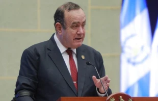 Alejandro Giammattei presenta nueva polu00edtica pu00fablica provida y pro familia el 25 de julio. Cru00e9dito: Gobierno de Guatemala. 