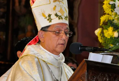 Mons. Alfredo Torres. Foto: Queniqueo (CC-BY-SA 3.0)?w=200&h=150