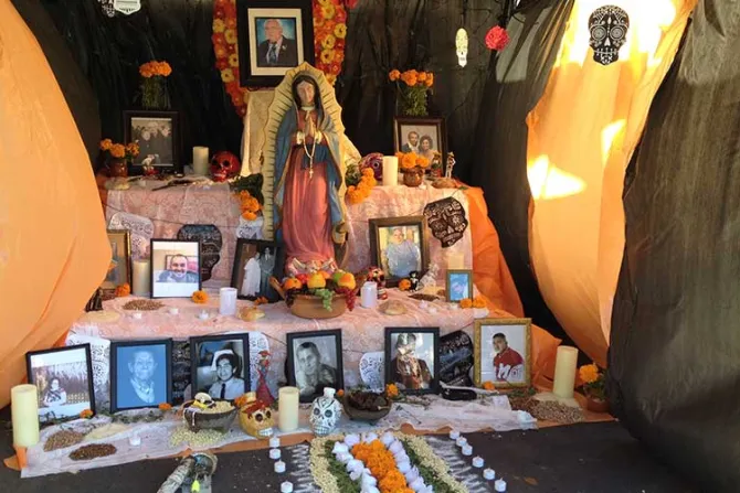 ¿La celebración del Día de Muertos en México es lo mismo que el culto a la Santa Muerte?