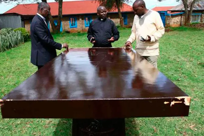 El Papa celebrará Misa en Kenia en histórico altar de madera