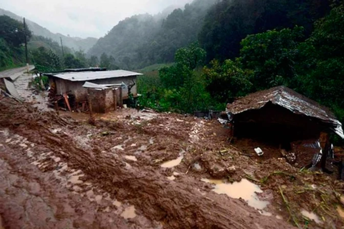 Arzobispos se solidarizan con familias de víctimas de alud en México