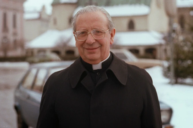 Personas de 80 países asistirán a beatificación de Mons. Álvaro del Portillo, primer Prelado del Opus Dei