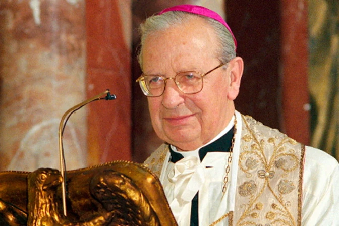 Participantes en beatificación de Mons. Álvaro del Portillo promueven recogida de alimentos