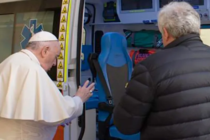Segunda ambulancia enviada por el Papa llegará a Ucrania el Jueves Santo 