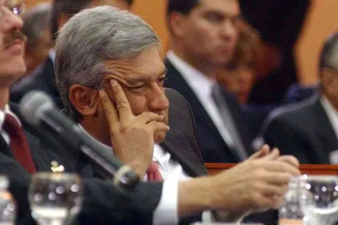 Exigen a López Obrador deslindarse de agenda del aborto e ideología de género
