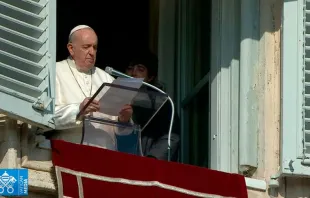 El Papa durante el rezo del Ángelus. Foto: Vatican Media / Captura de pantalla 