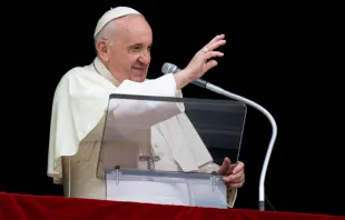 El Papa Francisco durante el Ángelus de este domingo. Foto: Vatican Media 