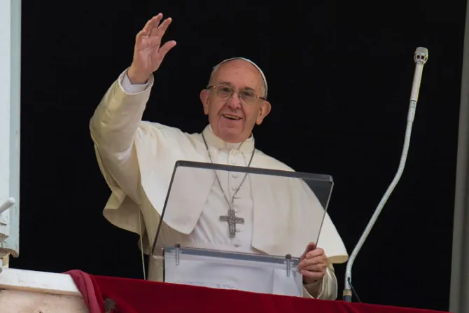 El Papa Francisco saluda a familias que celebrarán el año nuevo lunar