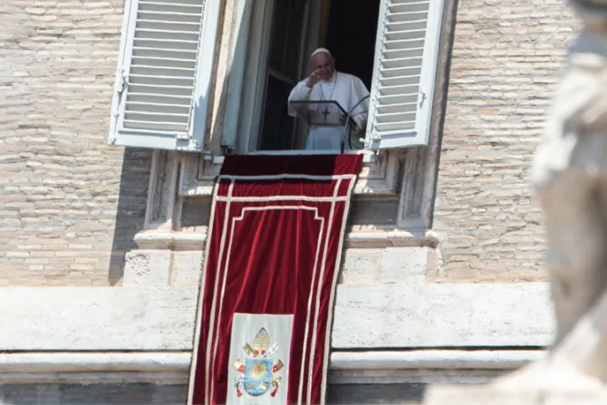 Papa Francisco encomienda a Roma a sus patrones San Pedro y San Pablo 