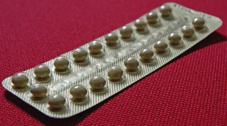 Teólogo asegura que la enseñanza católica sobre los anticonceptivos no puede cambiar