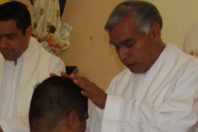 Atacan a sacerdote en México y le clavan un desarmador en la cabeza