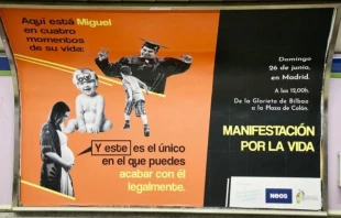 Anuncio de la Asociaciu00f3n Catu00f3lica de Propagandistas en el metro de Madrid. Cru00e9dito: ACdP. 