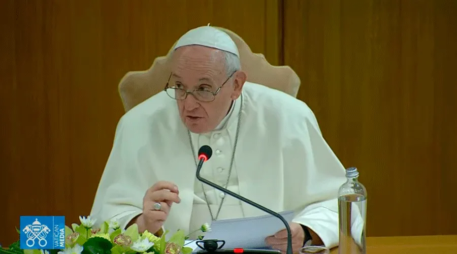 El Papa durante la apertura del proceso sinodal. Foto: Vatican Media / Captura de pantalla