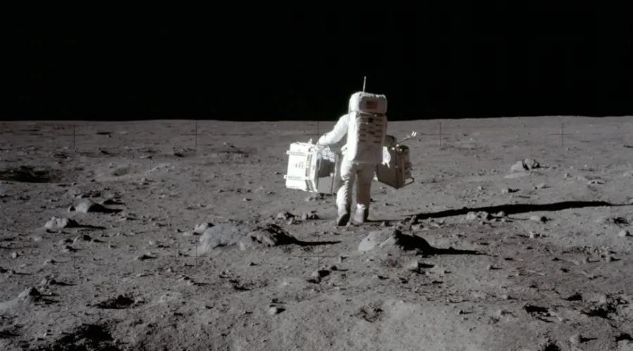 Buzz Aldrin camina sobre la superficie de la Luna durante la misión del Apolo 11. Crédito: NASA.?w=200&h=150